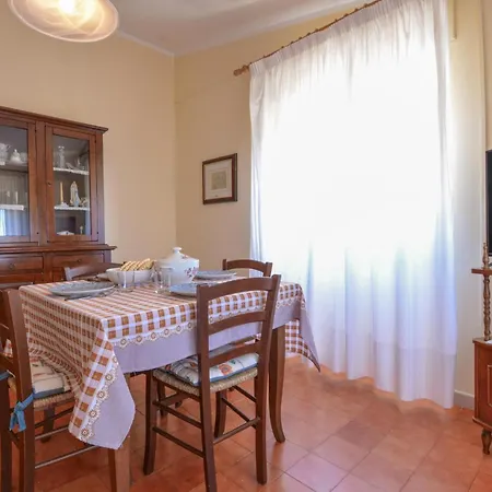Lovely In With Wifi Apartamento
